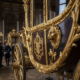 découvrez les secrets fascinants du carrosse de versailles et le transport royal au xviiie siècle, entre luxe, innovation et prestige historique.